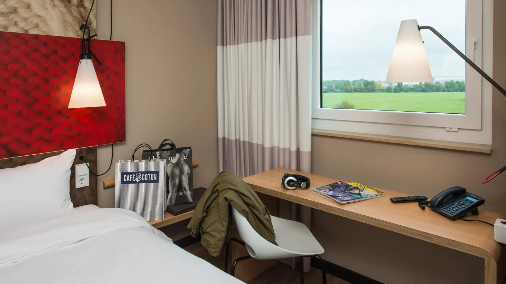 Отель Ibis Muenchen Airport Sued Халльбергмос 2*,  Германия